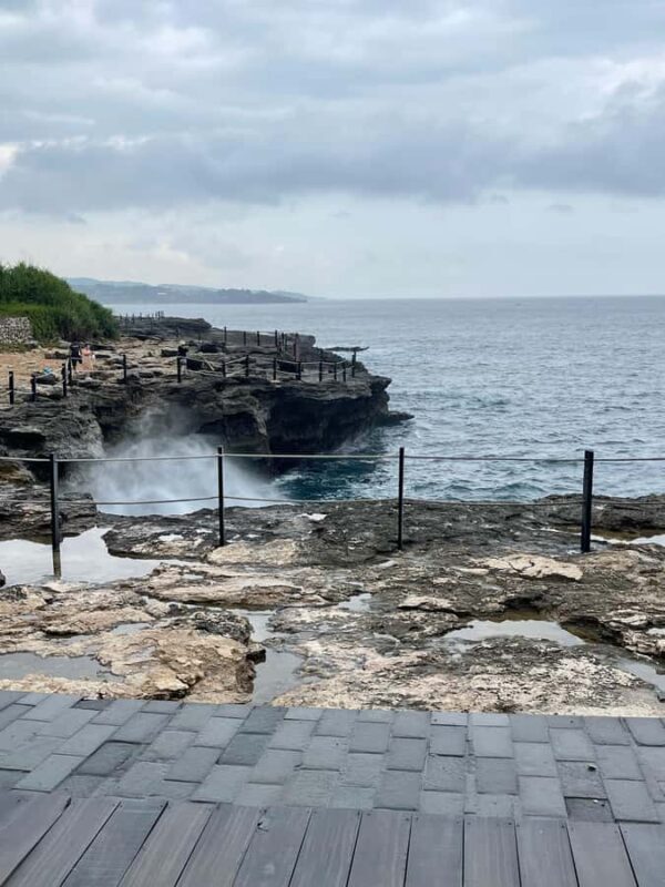 Explore Nusa Lembongan with Traditional Car & Local Guide - Key Points