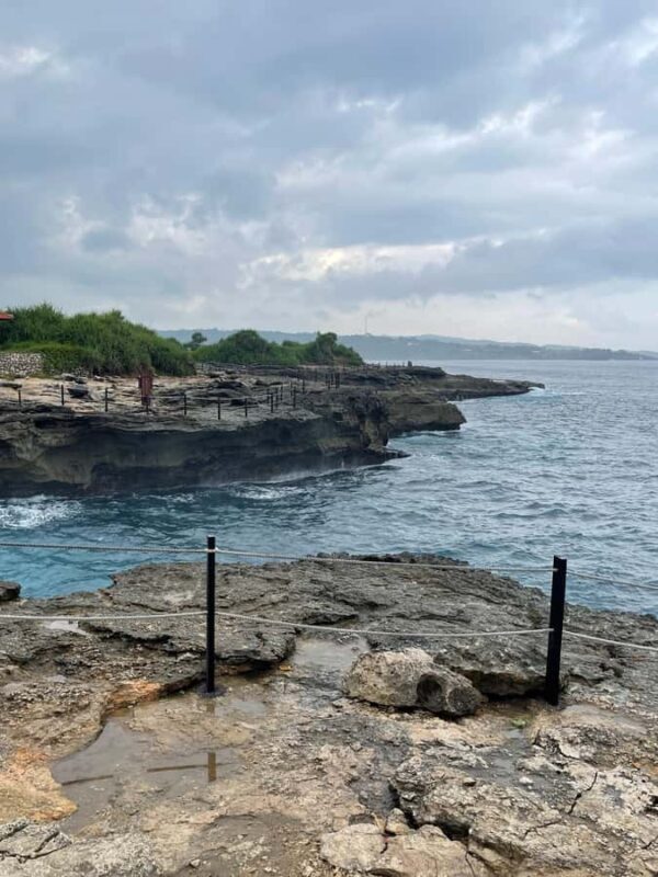Explore Nusa Lembongan with Traditional Car & Local Guide - Authentic Experiences & Highlights from Reviews