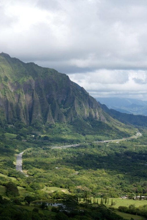 explore-oahu-in-a-polaris-slingshot