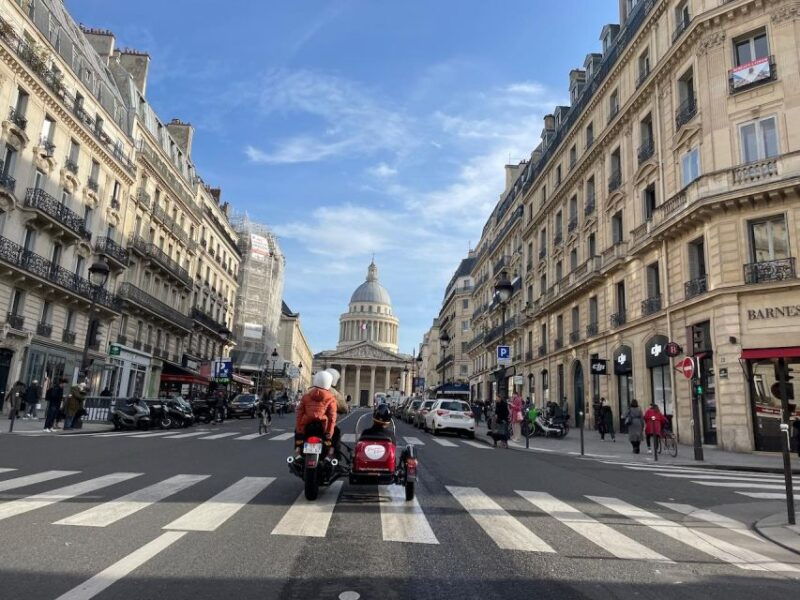 explore-paris-in-style-custom-sidecar-tours