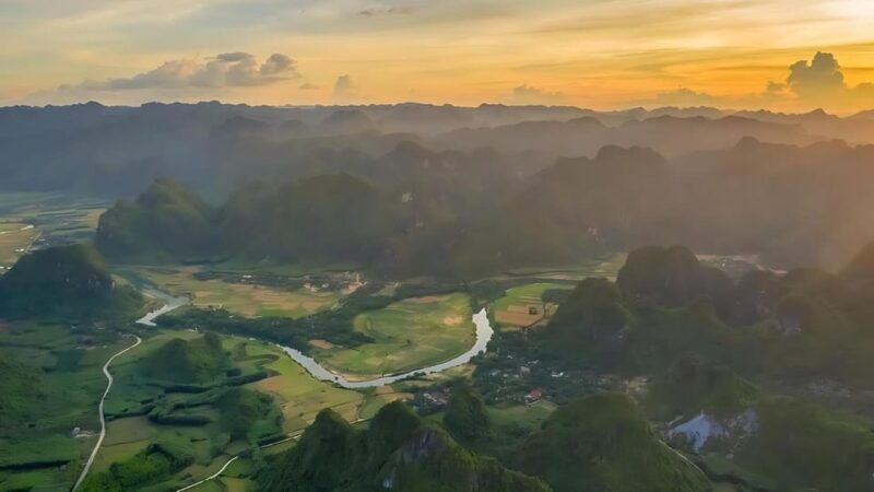 explore-phong-nha-ke-bang-national-park-2d1n