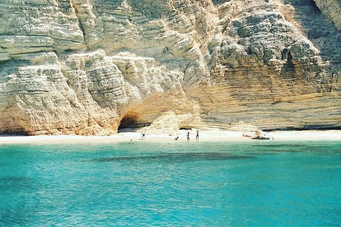 explore-rinas-cave-and-koufonisia-cruise-from-naxos