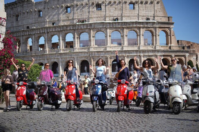 explore-rome-on-vintage-vespa-with-tiramisu