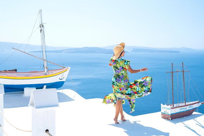 explore-santorini-with-a-local-private-driver