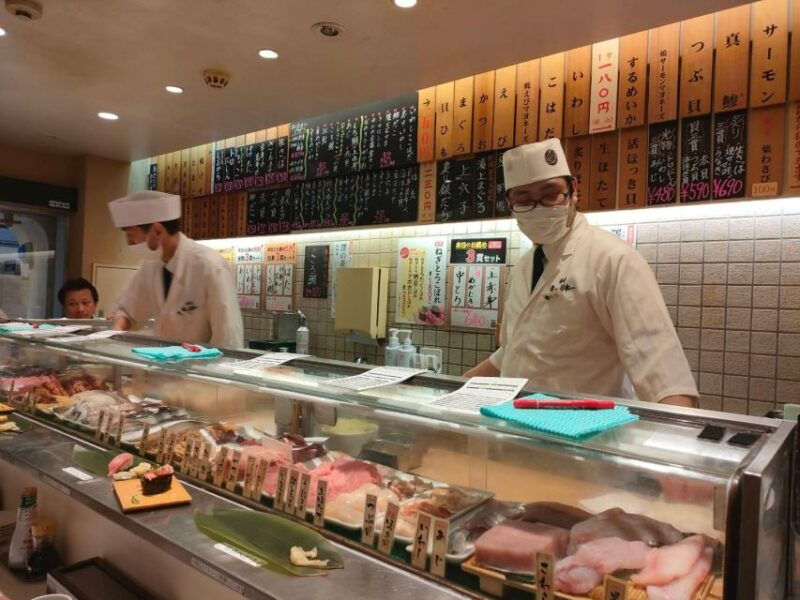 explore-shimbashi-food-culture-friendly-walking-tour