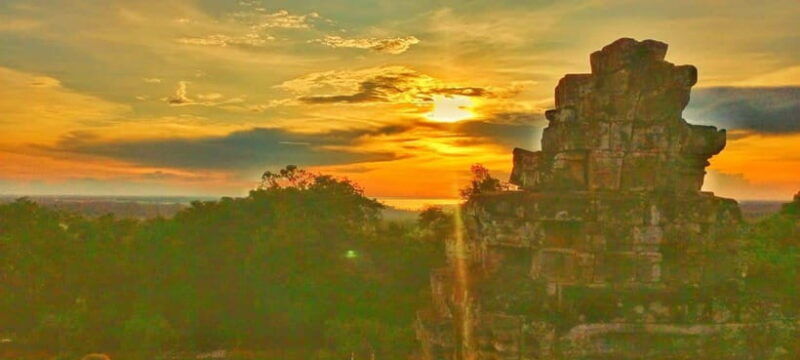 explore-some-hidden-gems-of-temples-with-sunset