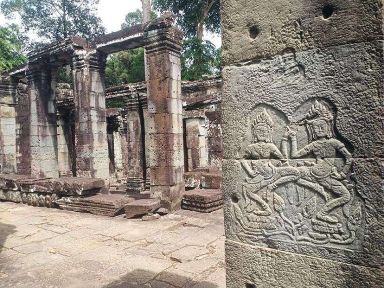 explore-some-hidden-gems-of-temples-with-sunset