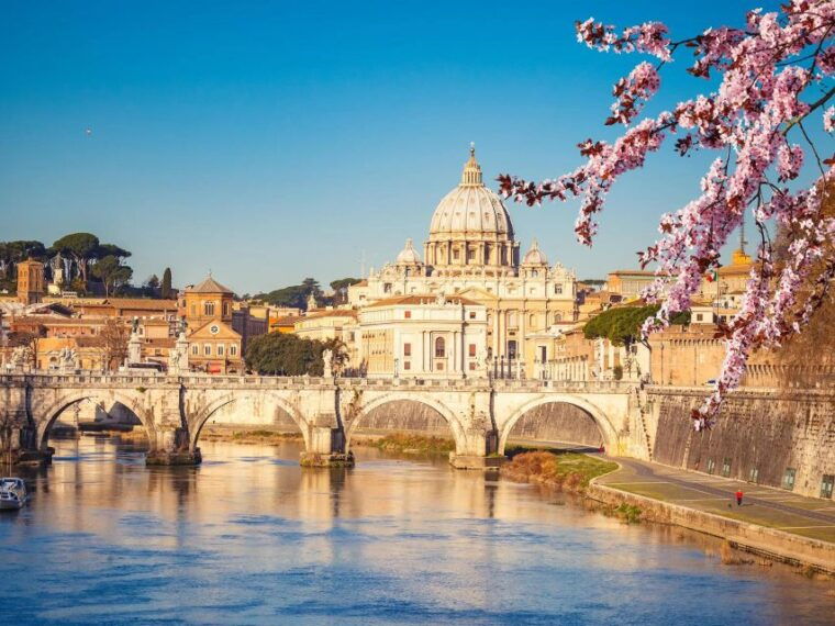 explore-st-peters-basilica-pieta-dome-papal-crypt