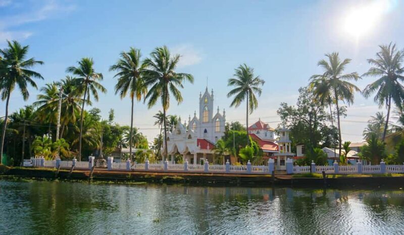 Explore the Alleppey City: Guided Walking Tour with a local - Key Points