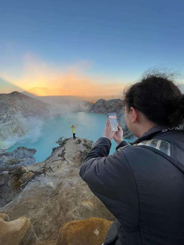 explore-the-amazing-ijen