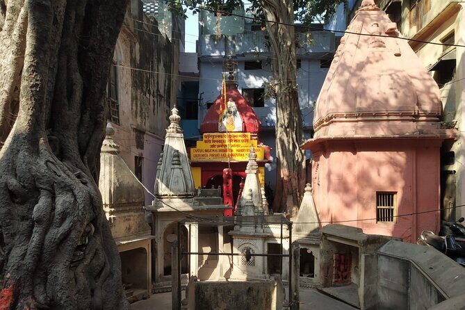 Explore the Ancient and Hidden Sides of Varanasi - Walking Through Varanasi’s Old City
