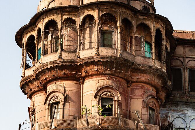 Explore the Ancient and Hidden Sides of Varanasi - The Sum Up