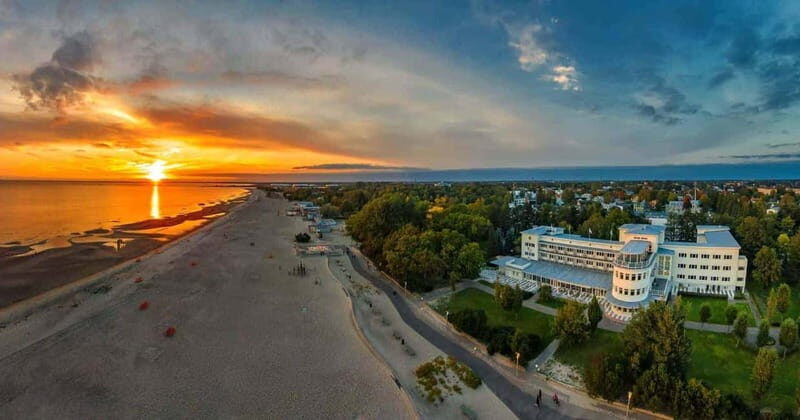 Explore the Baltics: Riga- Tallinn / Tallinn - Riga Daytrip - Who Is This Tour Best For?