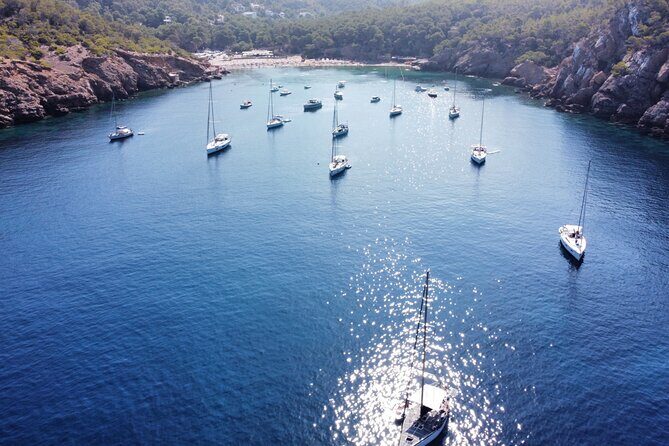 Explore the Beautifull seaside of Formentera. Incl cava, drinks, snacks, .. - The Sum Up: Is This Tour Right for You?