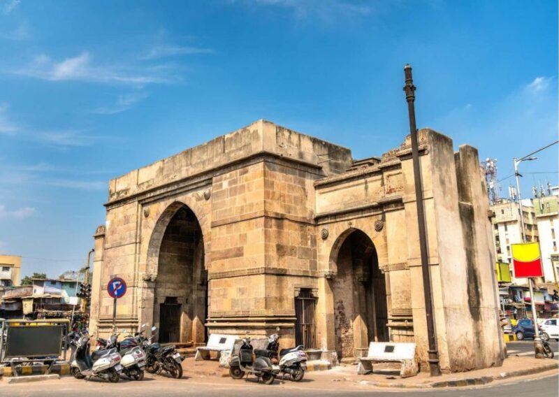 Explore the Best of Ahmedabad by Car (Guided Full Day Tour) - Key Points
