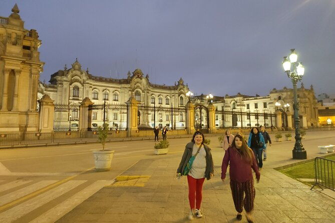 explore-the-catacombs-lima-main-square-magic-water-show