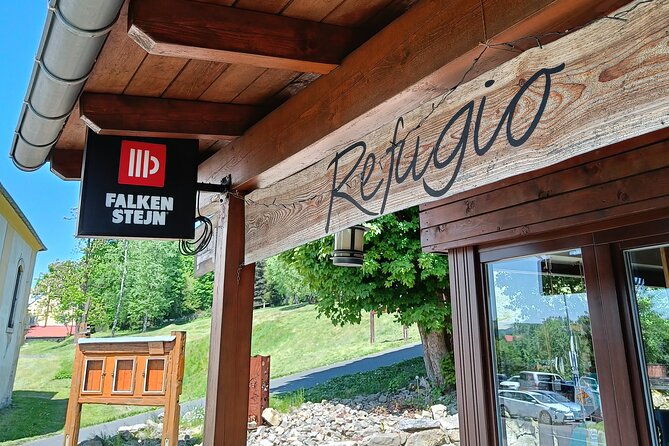 explore-the-elbe-sandstone-mountains-in-czech-republic