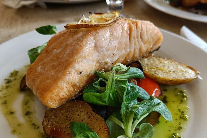 explore-the-elbe-sandstone-mountains-in-czech-republic