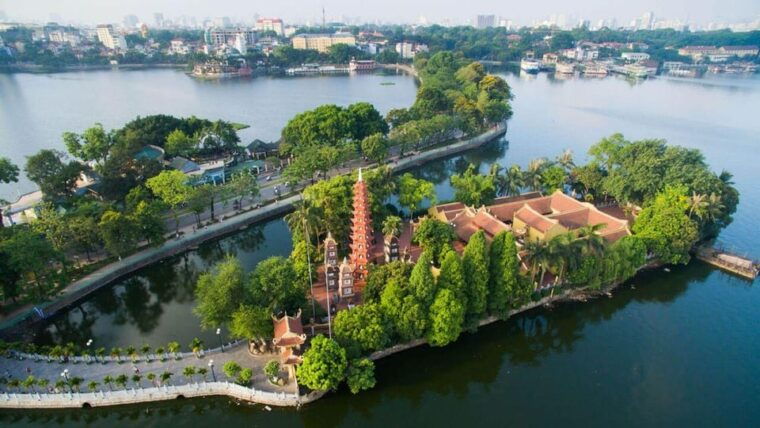 explore-the-famous-places-in-hanoi-in-half-day