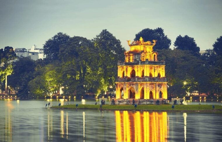 explore-the-famous-places-in-hanoi-in-half-day