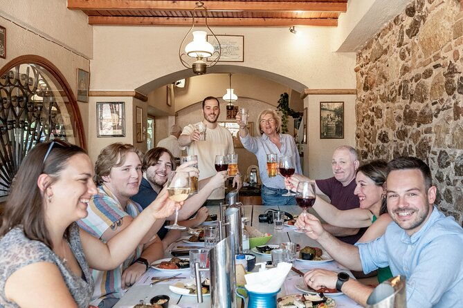 explore-the-hidden-food-gems-of-athens