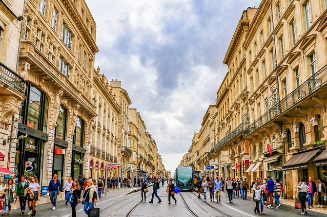 explore-the-instaworthy-spots-of-bordeaux-with-a-local