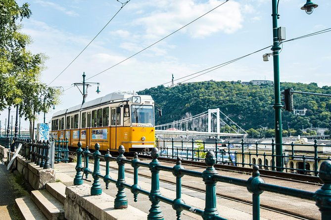 explore-the-instaworthy-spots-of-budapest-with-a-local