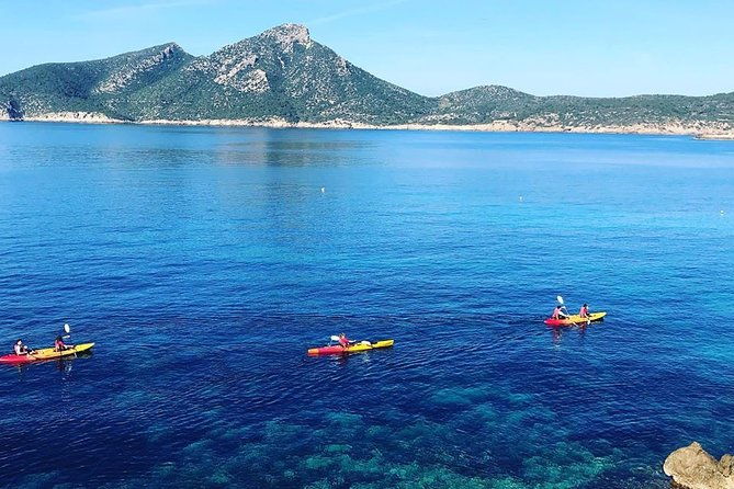 explore-the-island-of-dragonera-by-kayak-and-on-foot
