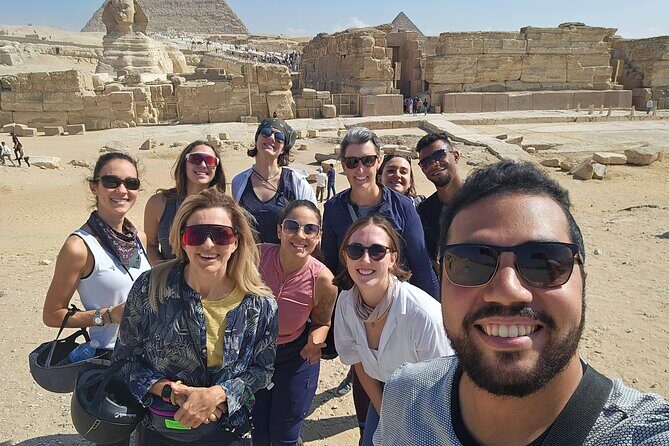 Explore the Majestic Pyramids of Giza with a Local Expert Guide - Who Will Enjoy This Tour?