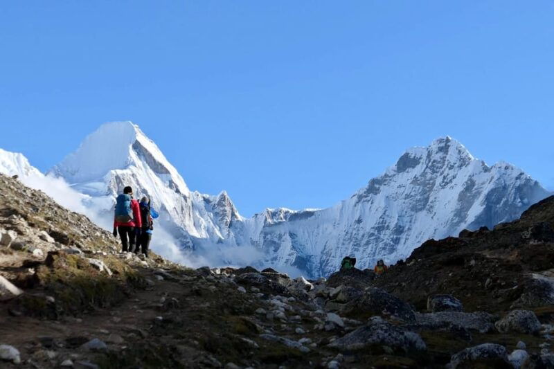 explore-the-mount-everest-and-everest-region-in-a-single-day