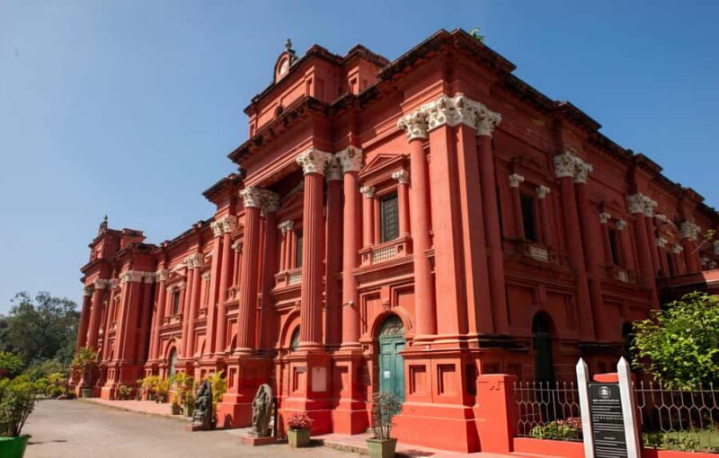 Explore the Old Bangalore City: Guided Tour with Tuktuk - An In-Depth Look at the Tour