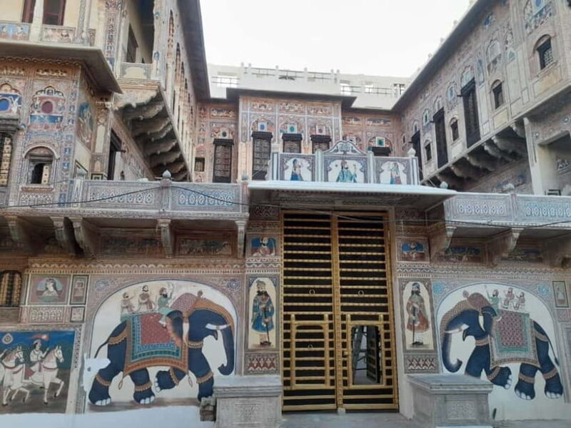 Explore the open art gallery town of Mandawa on a day tour - The Cost and Overall Value