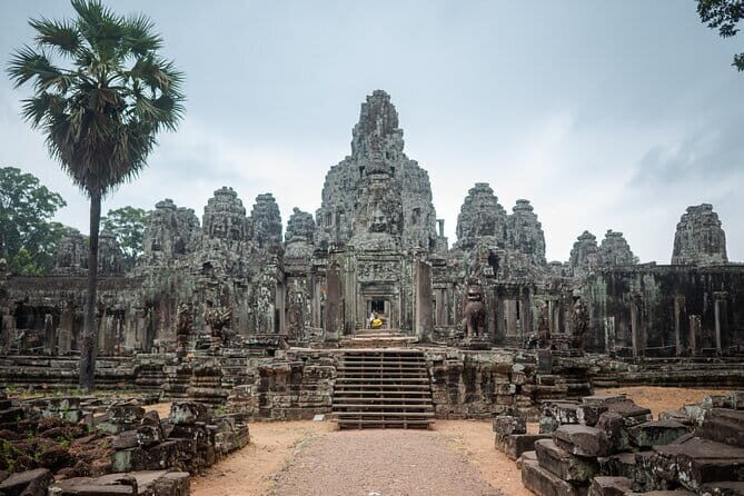 Explore the real Siem Reap Cambodia with a local guide - Transportation & Practicalities