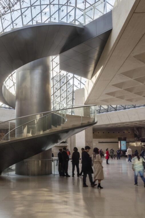 explore-the-secrets-of-the-louvre-mona-lisa-pass