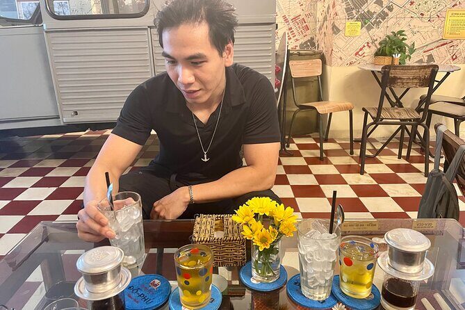 Explore the Temple with 3 Guinness Records - Exploring the Temple with 3 Guinness Records: An Authentic Ho Chi Minh City Journey