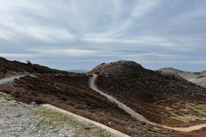 explore-the-white-mountains-of-crete
