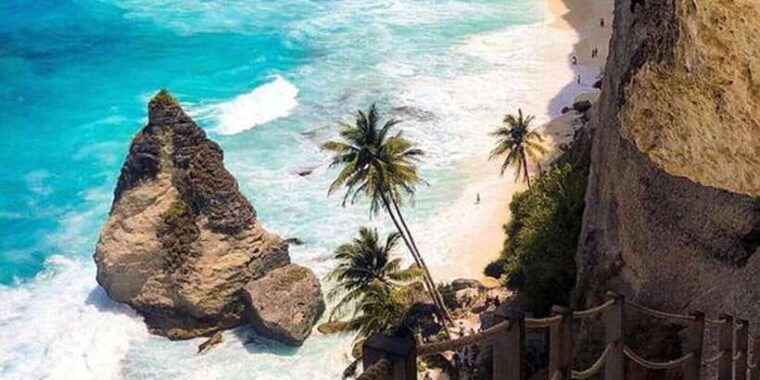 explore-the-wonders-of-east-nusa-penida