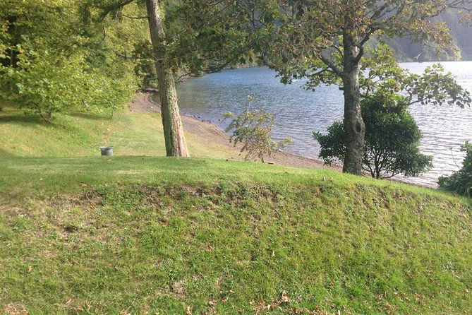 explore-the-wonders-of-sete-cidades-west-side-on-a-jeep-tour