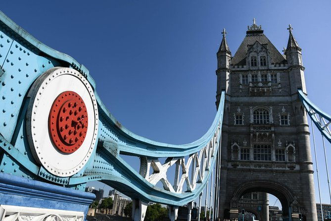 explore-tower-bridge-westminster-walking-tour