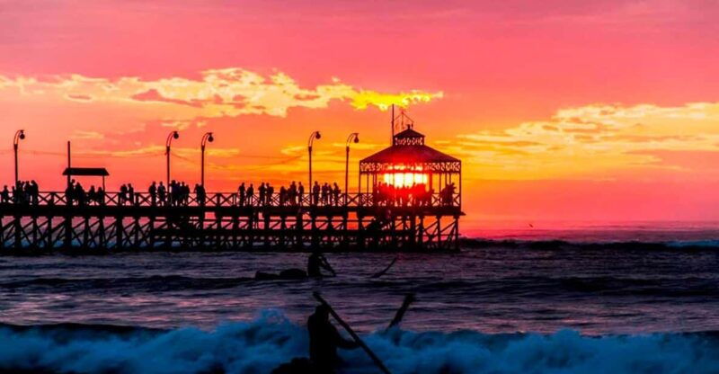 explore-trujillo-chan-chan-horseback-riding-huanchaco