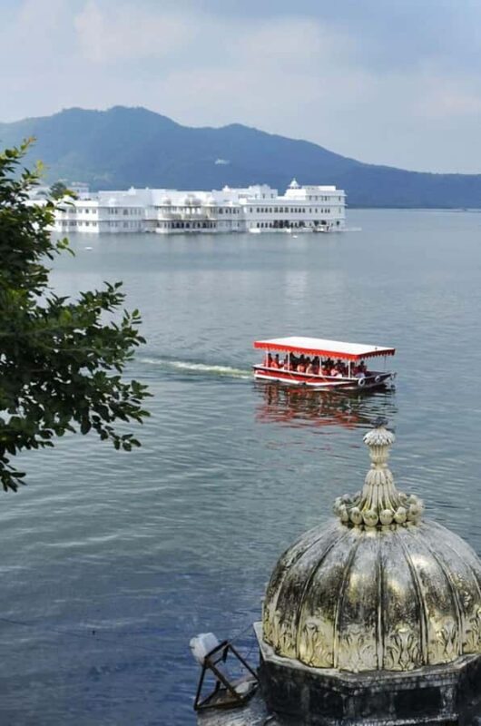 Explore Udaipur in One Day  Private Tour by Car With Guide - FAQ