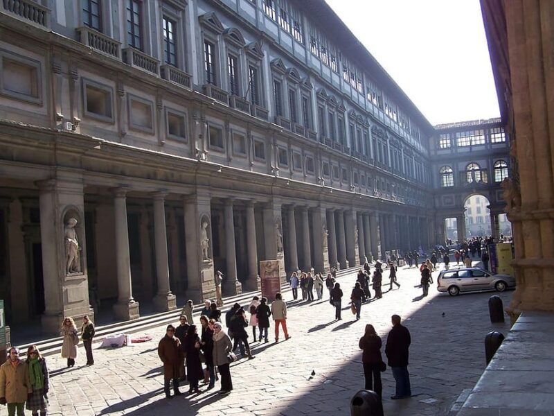 explore-uffizi-botticellis-venus-da-vinci-raphaels-art