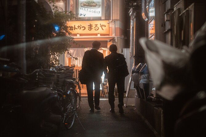 explore-unique-tokyo-streets-learn-with-a-pro-photographer