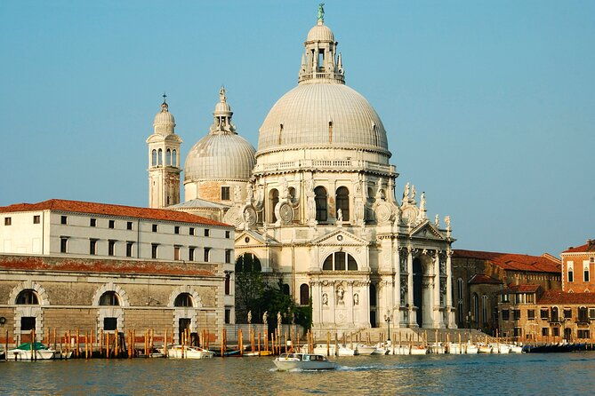 explore-venice-dorsoduro-san-marco-sq-rialto-bridge-tours