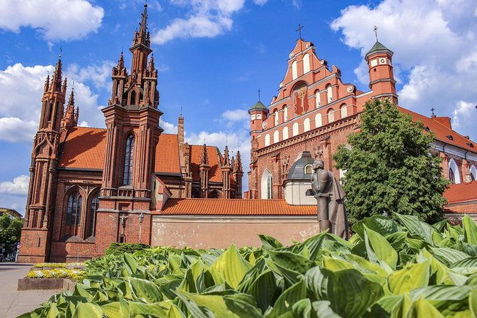 explore-vilnius-art-and-culture-with-a-local