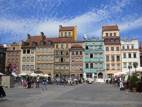 explore-warsaw-old-town-unesco-site-and-royal-way