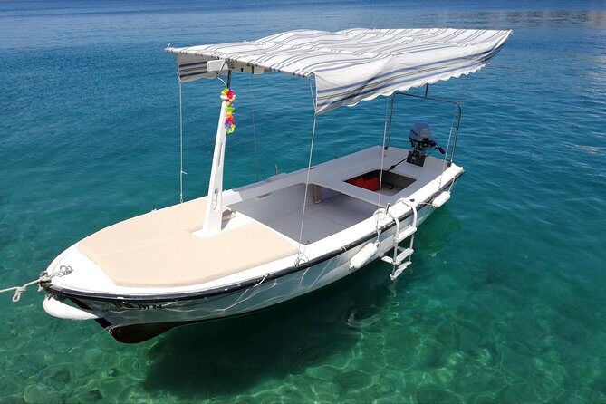 Explore west side of island Bra with Pasara boat - Traditional Dalmatian boat - FAQs