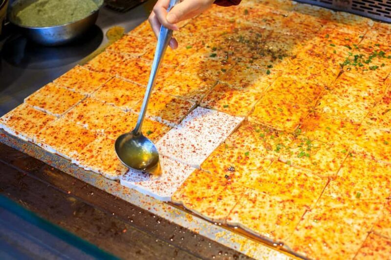 Explore youth gathering spots (incl. 7 Chengdu snacks) - Key Points