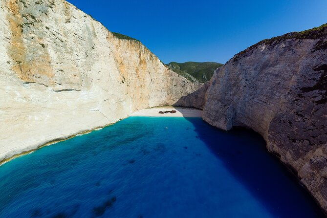 explore-zakynthos-island-with-adonis-boat-rental