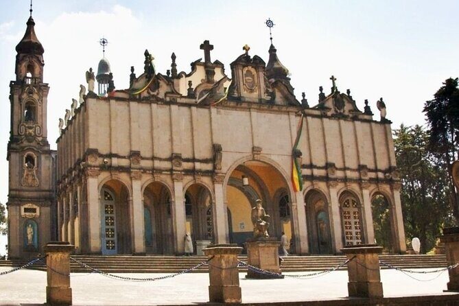 Explores the Heart of Addis Ababa full day city tour - Key Points